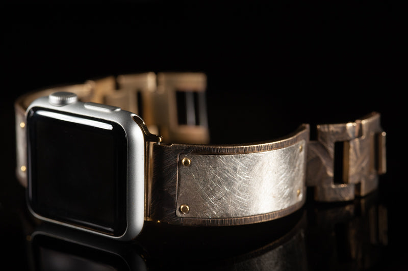 Luna Apple Watch Band in Silver - Wide