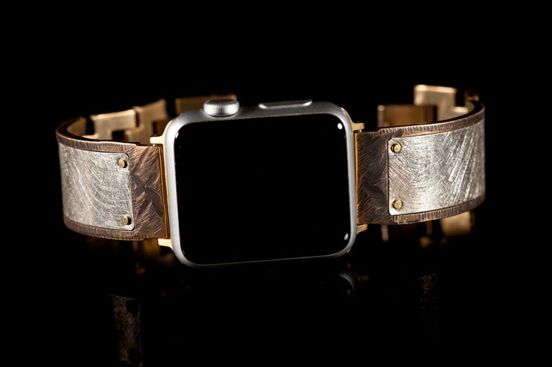Luna Apple Watch Band in Silver - Wide